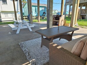 More seating under house