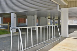 Amenity,Mariners Court Bike Rack,