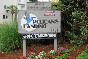 Welcome to Pelican's Landing