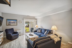 ,Living Room,Queen Sleep Sofa