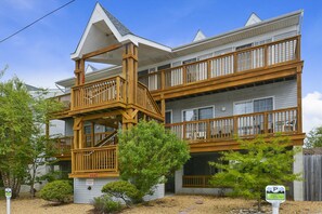 Amenity,Rainbow Cove Front Elevation,