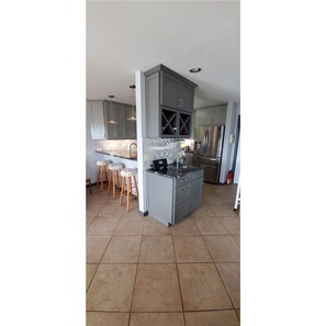 ,Wet Bar,