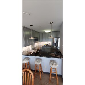 ,Breakfast Bar,