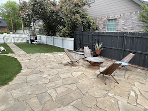 Fire pit, and artificial turf yard. Turf is 17x30 feet.