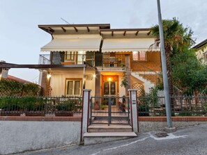 Esterno casa vacanze [estate]