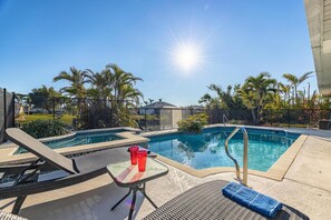 Heated pool and spa vacation rental in Cape Coral, Florida