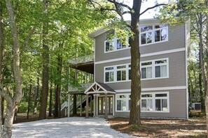 ,View From Front,