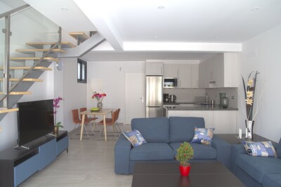 Idaira II new spacious apartment with private garage and beach walking distance