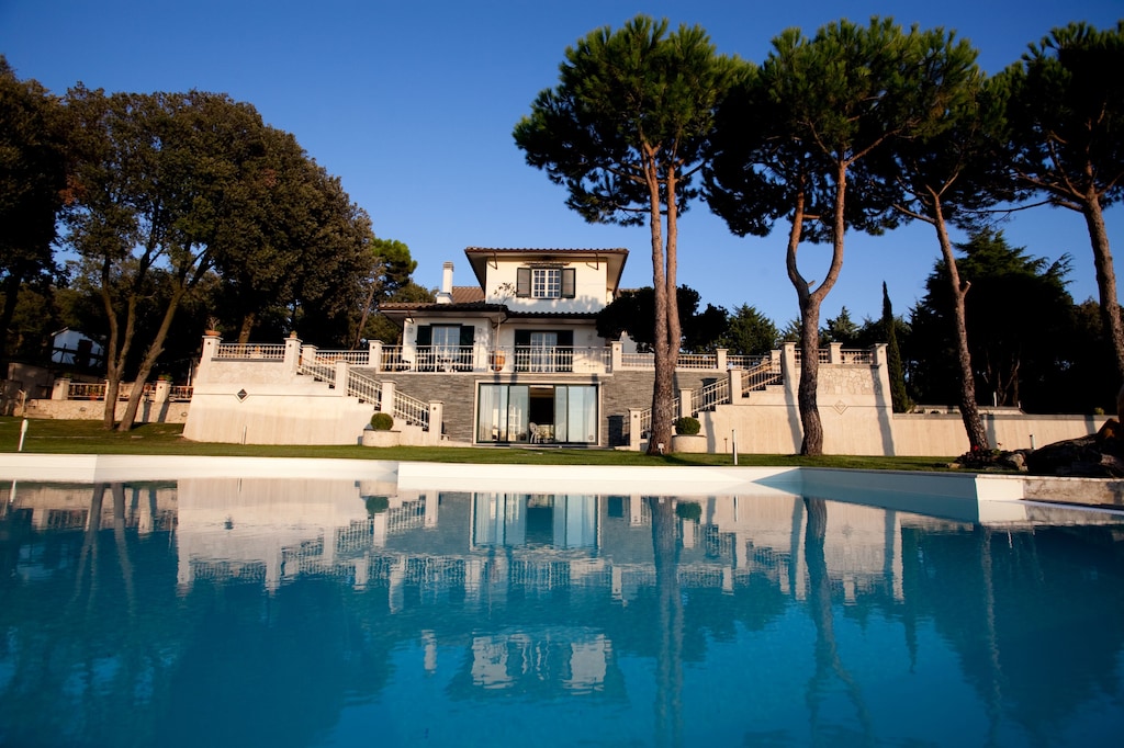 Picture of villa