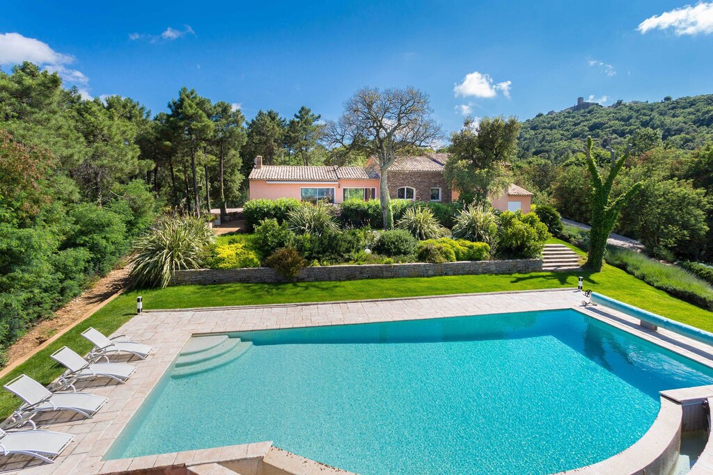 Picture of villa