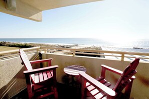 Pelican Watch 201-Balcony