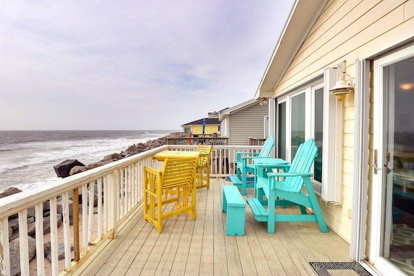 Oceanfront Carolina-Deck