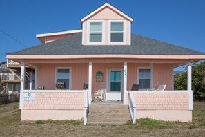 Hunnicutt House-Front of House