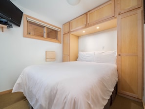Queen Bedroom with TV
