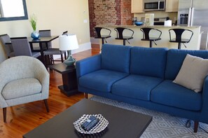 Living / Dining / Kitchen