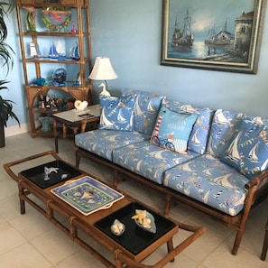 Tropical Living room