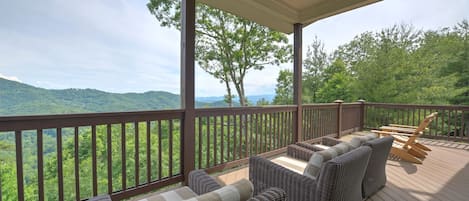 Covered Deck - Mountain Views