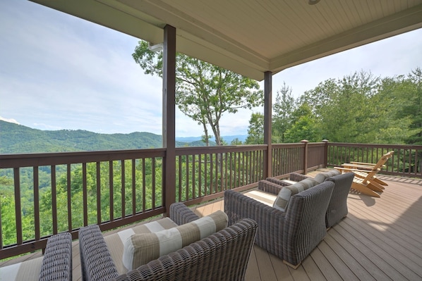 Covered Deck - Mountain Views