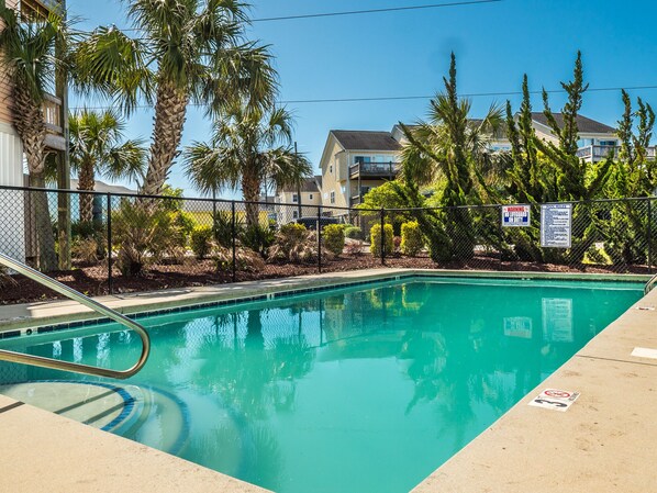 Community pool