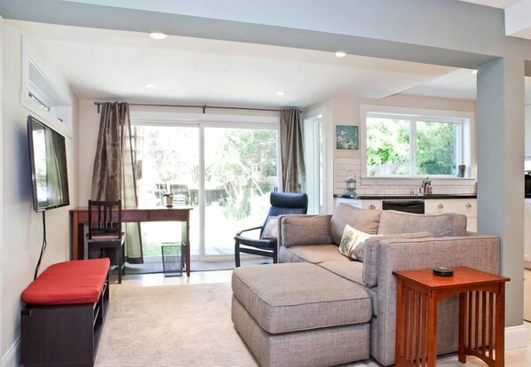 Welcome to the Zen Apartment, in the beautiful Inner Richmond neighborhood of San Francisco!
