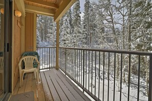 Private Balcony | Forest Views