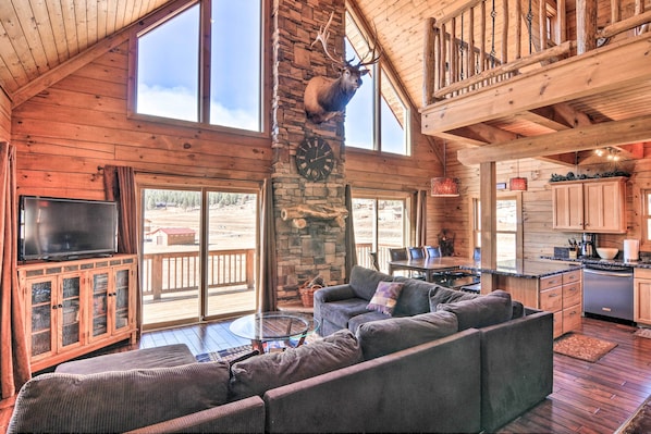 Duck Creek Village Vacation Rental | 4BR | 3BA | 2,000 Sq Ft | Stairs Required