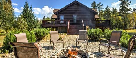 Twin Mountain Vacation Rental | 3BR | 3BA | Stairs Required | 6,538 Sq Ft