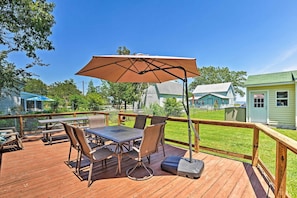 Deck | Grill