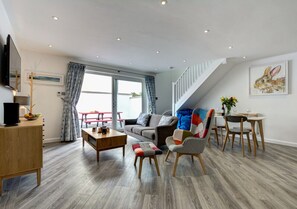 Open plan living room/kitchen/diner