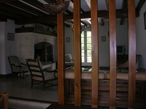 Interni