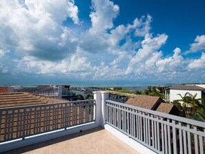 Residence #3823 - Roof Top Deck