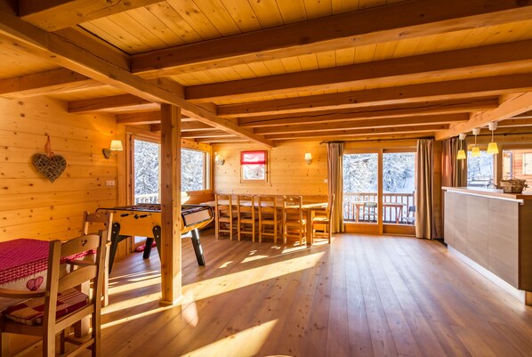 Game room