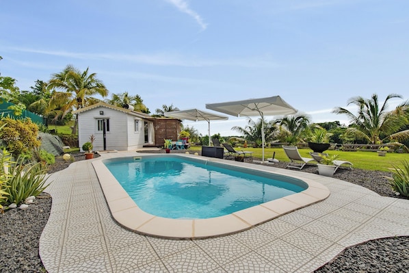 Vue sur piscine
