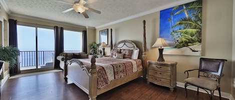 Gulf front master bedroom.