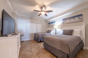 4th Bedroom with two full size beds
