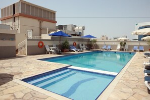 Utomhuspool