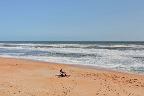 Quite no-drive on beach for your relaxation.