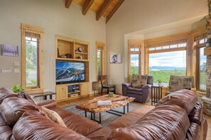 Large flat screen TV in the main level living room
