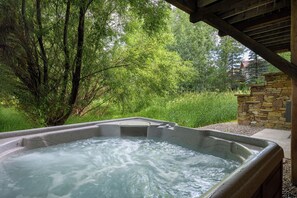 Private bubbling hot tub