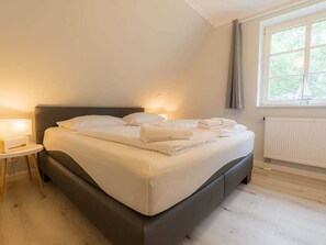 1. Schlafzimmer