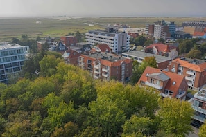 Luftbild mit Meerespanorama