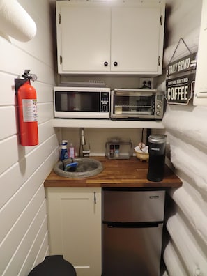 Kitchenette - sink, micowave, toaster oven, Keurig and mini fridge