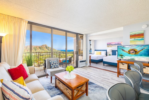 Beautiful Ocean and Diamond Head views from everywhere in the condo.