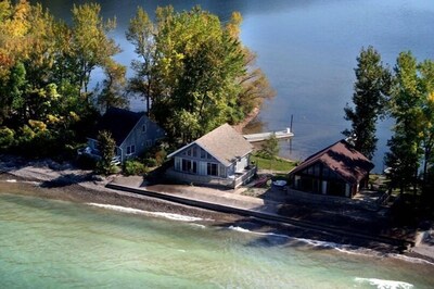 (Swan) Caribbean cottage on Sodus Bay'  Palm Trees,  