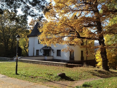 Villa Warzenburg, Fewo3 mit Blick auf die Kurpromenade, inkl. WLAN