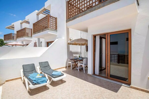 All day sun terrace