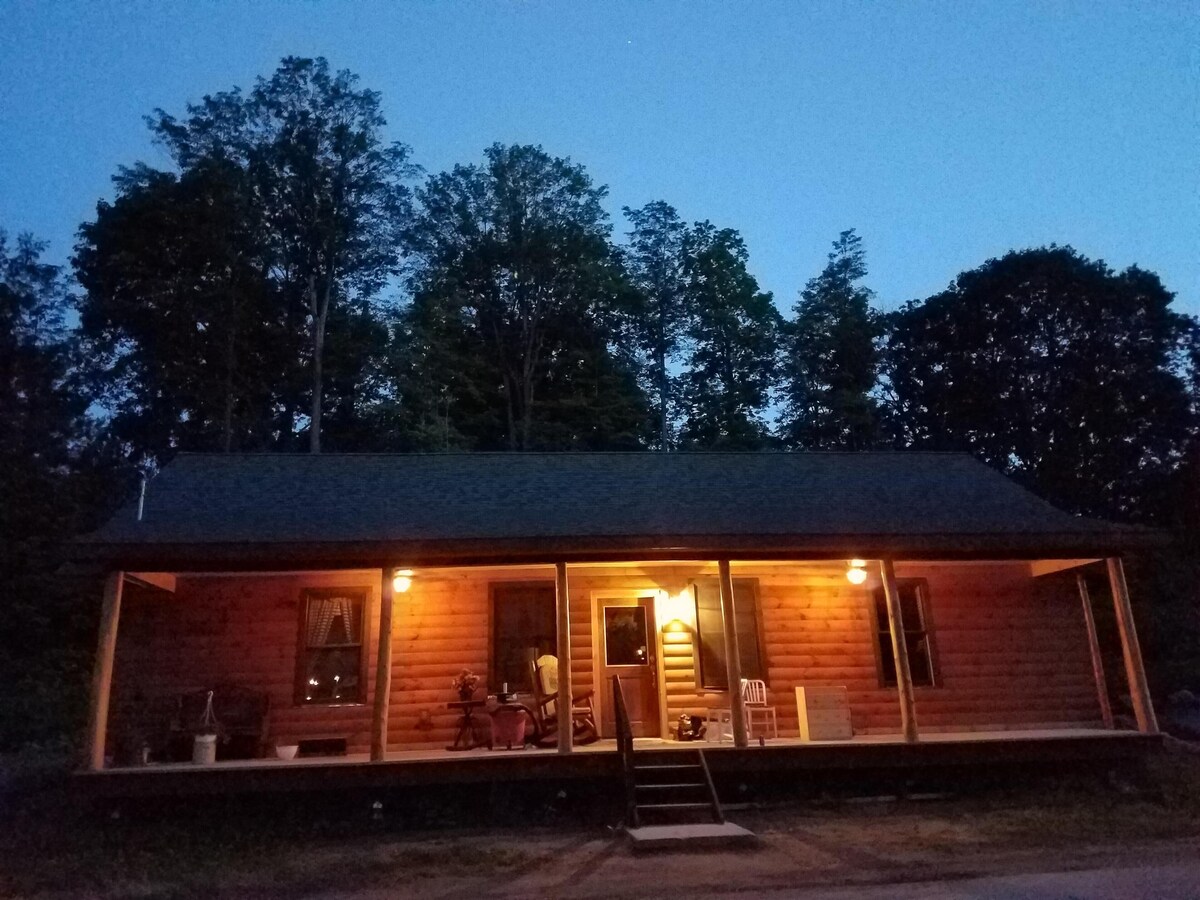 RIVERFRONT ADIRONDACK LOG CABIN