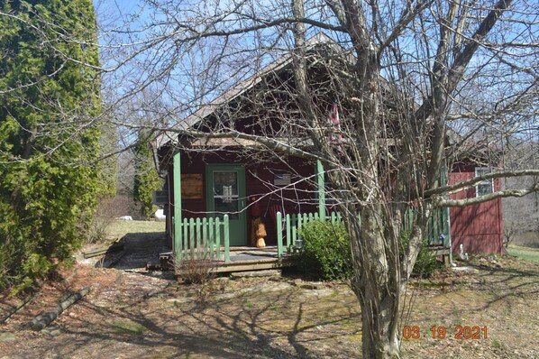 Front porch with porch swing