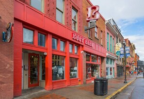 Ya'll - seriously, you are located ON BROADWAY above BOOT BARN! If you don't have cowboy boots, you can get some literally right below the loft!