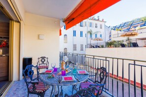 QUIET TERRACE NEAR THE KITCHEN